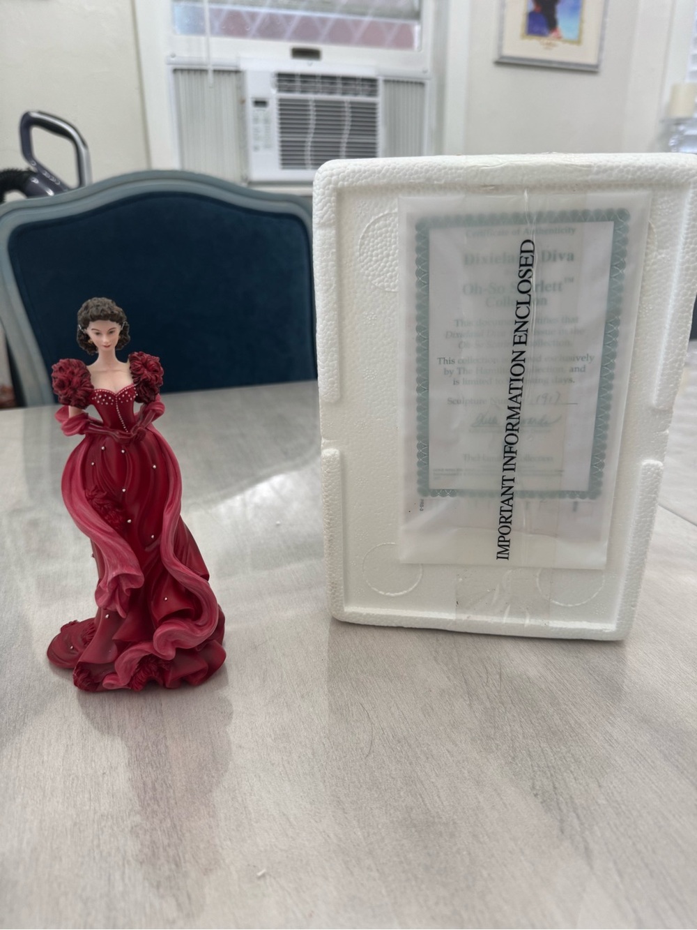 The Hamilton Collection Gone with the Wind Oh So Scarlett Figurine